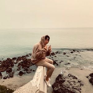 Meet your Posher, Harry